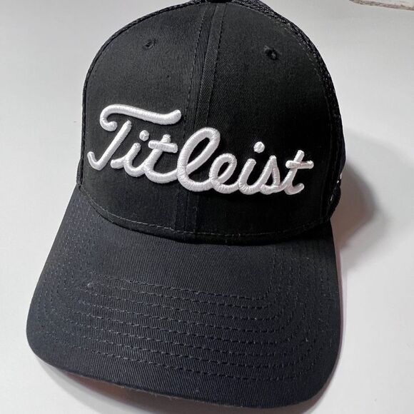 Titleist FJ FootJoy Tour Elite Troy Fit Hat Medium-Large Black Mesh Back - Picture 2 of 8